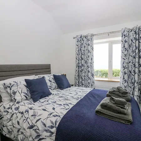 Victroneen * Whitehaven